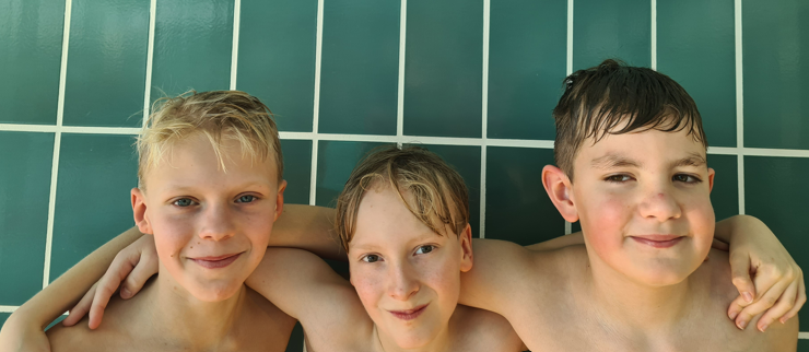 Premiere: Glockenbergschule beim Kreisschwimmfest